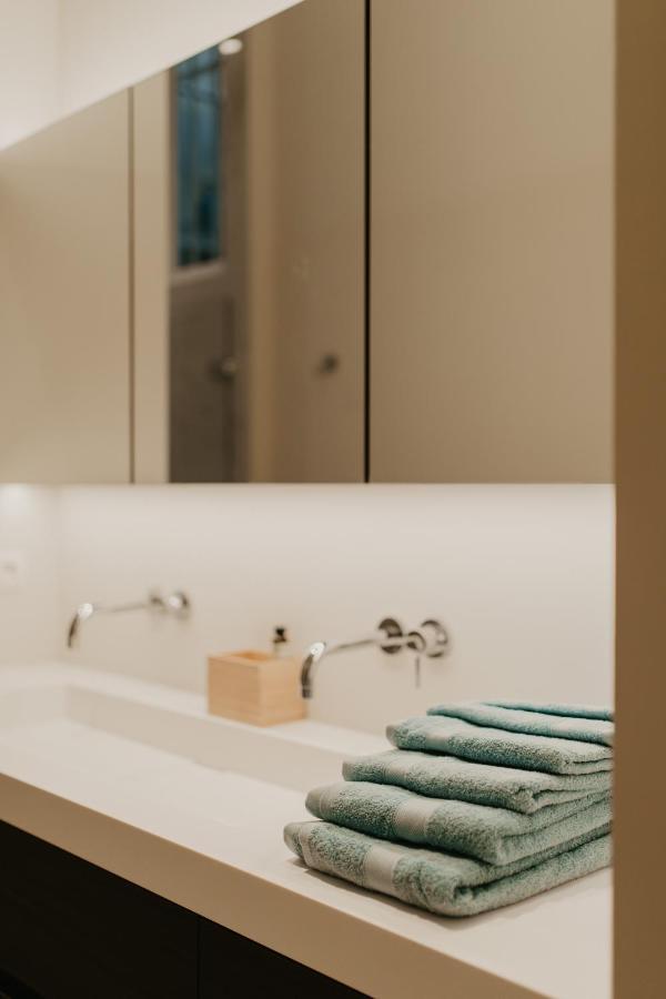 Blue Bird Residence Suite Moriaan Antwerpen Kültér fotó