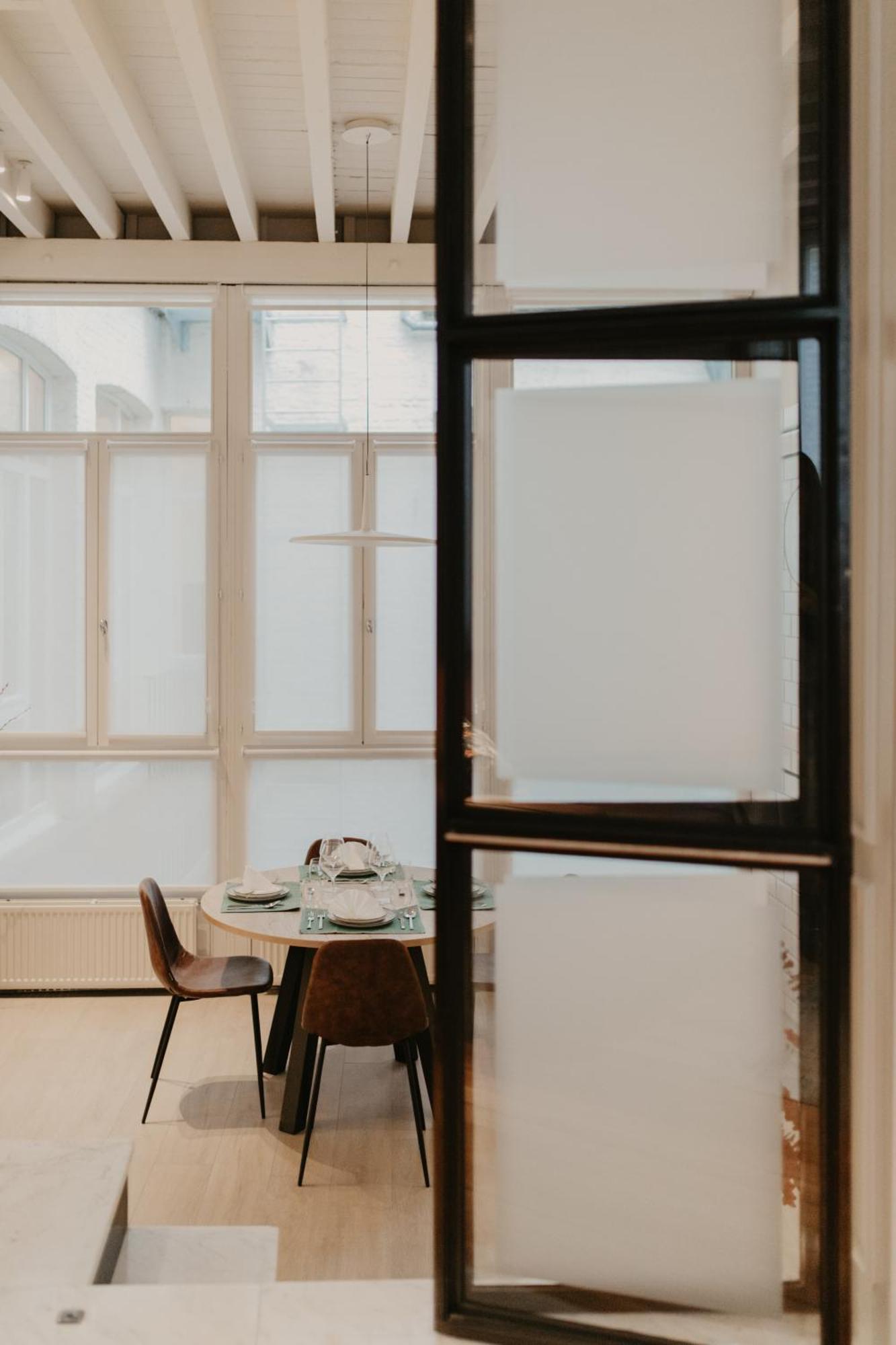 Blue Bird Residence Suite Moriaan Antwerpen Kültér fotó